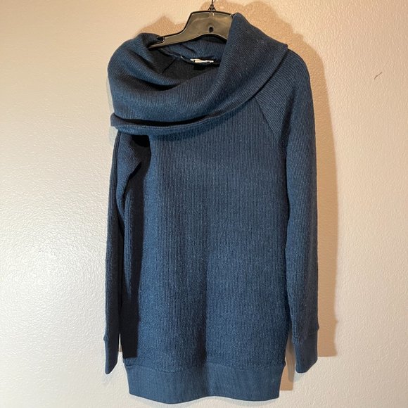 Ingrid & Isabel Cowl Neck Maternity Sweater - Picture 3 of 4